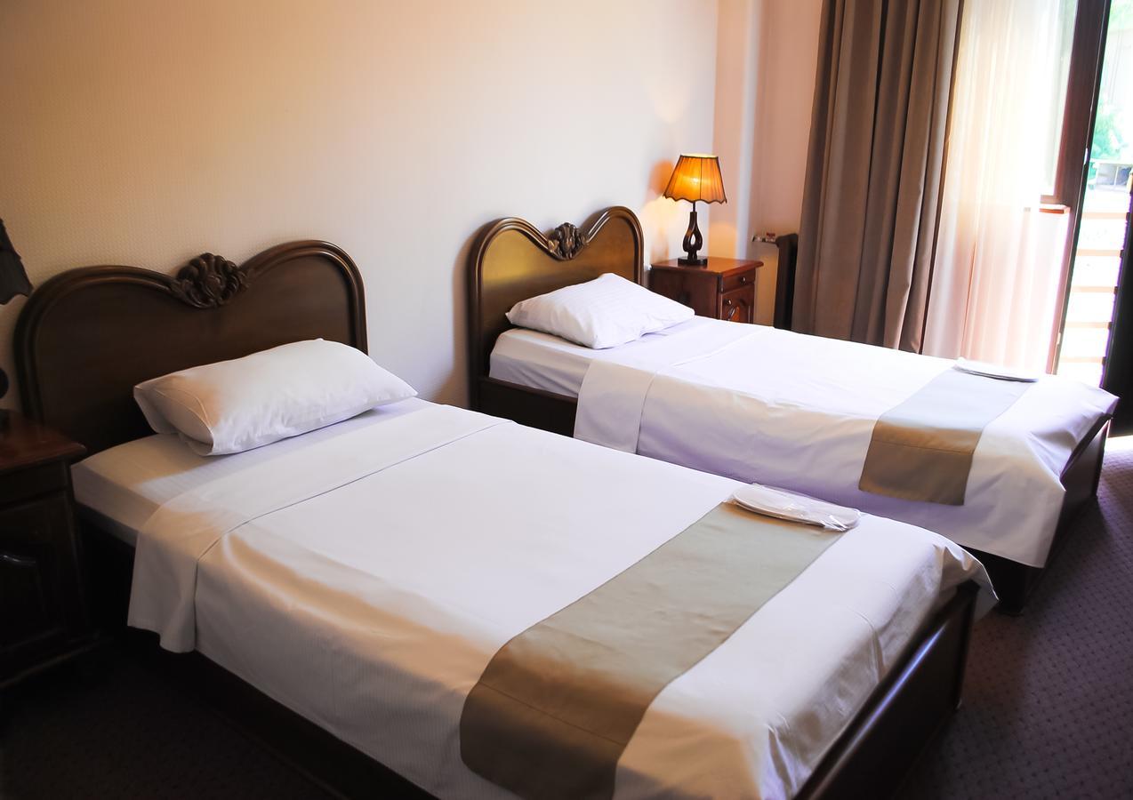 Hotel Sympatia Tbilisi Eksteriør bilde