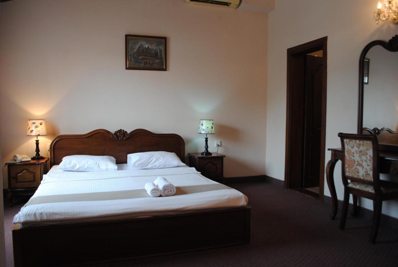 Hotel Sympatia Tbilisi Eksteriør bilde